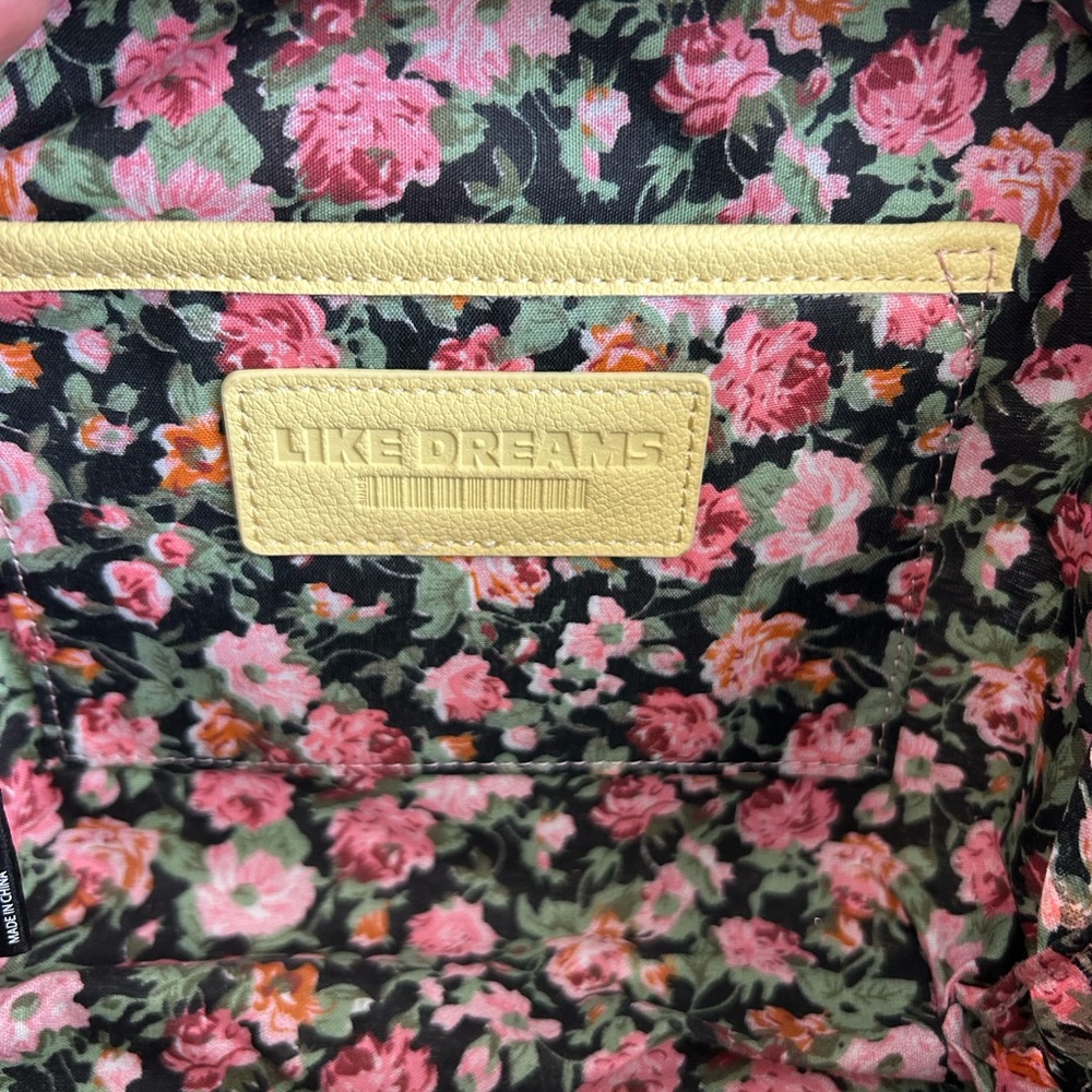 Poppy Bow Tie Straw Crossbody Bag - Picture 7 of 14